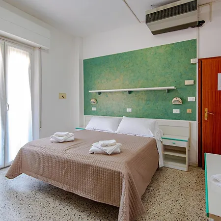 Ξενοδοχείο Baltic 3*